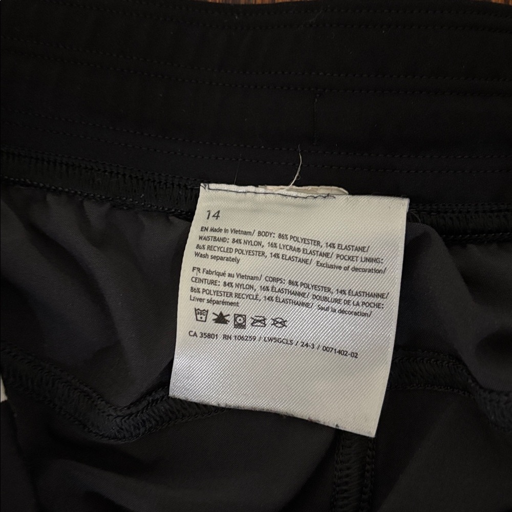 Lululemon Black & White Joggers Women’s Size: 14 - Picture 4 of 9
